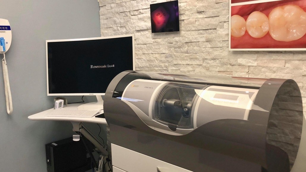 One visit dental restoration in office milling unit