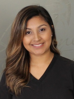 Dental assistant Marlene